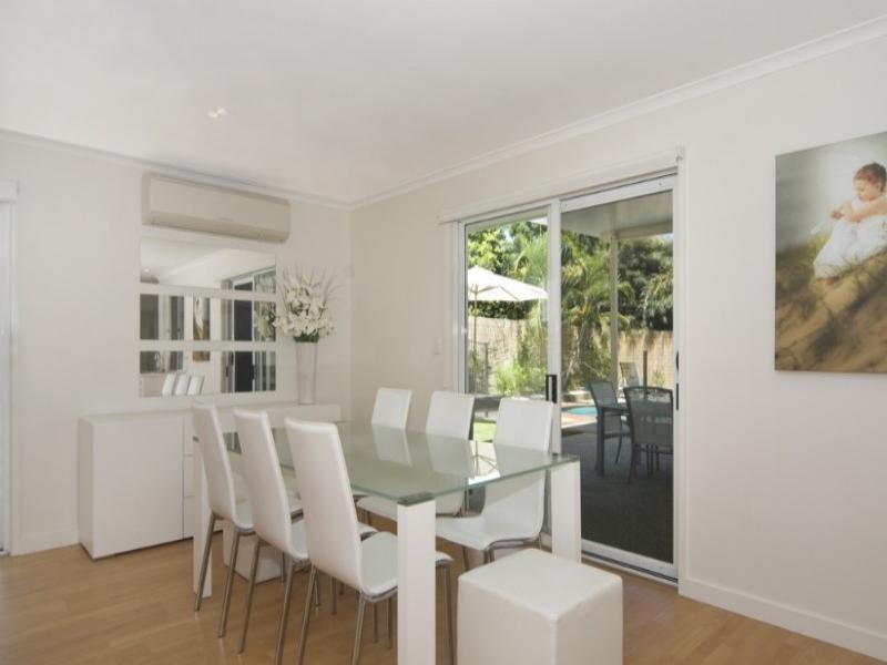 2 Reliance Place, Sunrise Beach QLD 4567