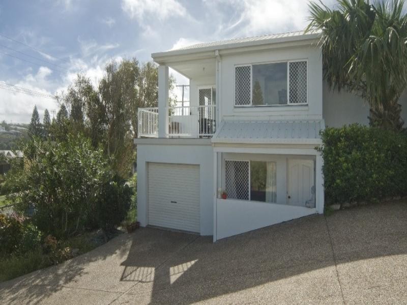 1/8 Sobraon Street, Sunrise Beach QLD 4567