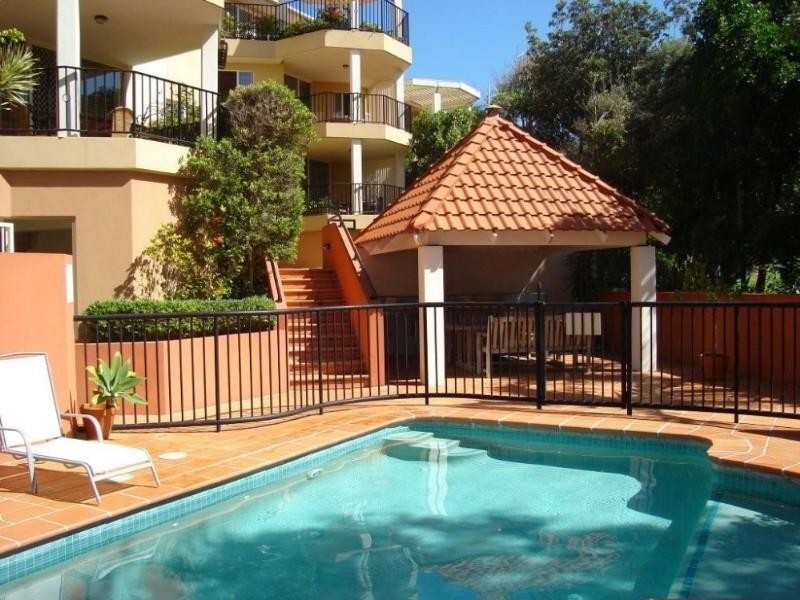 2/2 Park Crescent, Sunshine Beach QLD 4567