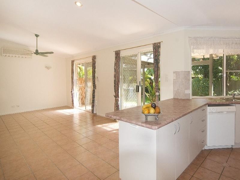 16 Stardust Court, Sunrise Beach QLD 4567