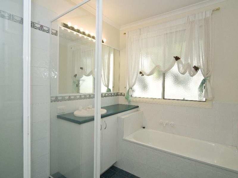 16 Stardust Court, Sunrise Beach QLD 4567