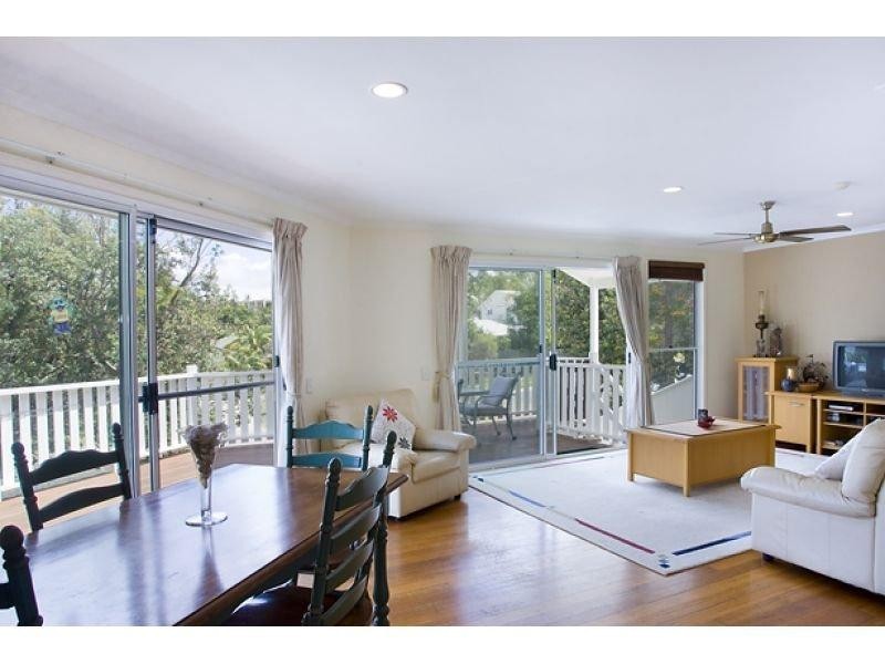 3 Resolute Street, Sunrise Beach QLD 4567