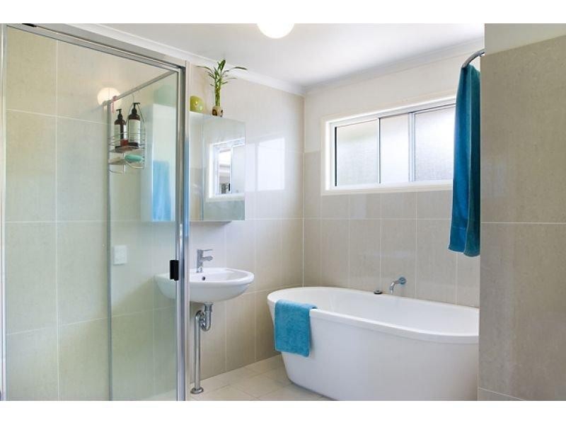 3 Resolute Street, Sunrise Beach QLD 4567