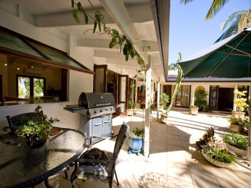 9 Safari Street, Noosa Heads QLD 4567