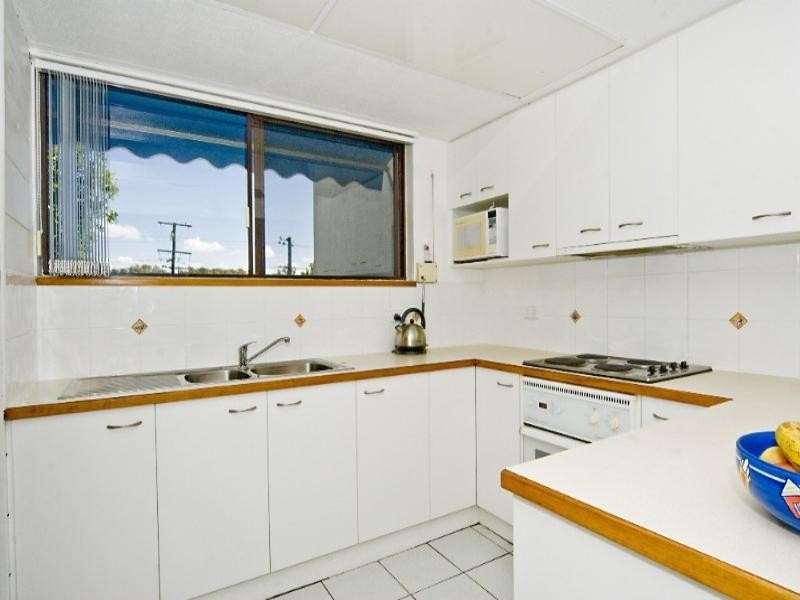 2/1 Lowry Street, Peregian Beach QLD 4573