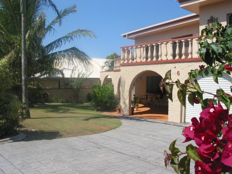 6 Margit Crescent, Sunrise Beach QLD 4567