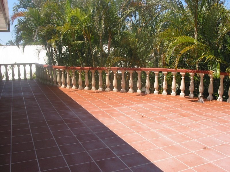 6 Margit Crescent, Sunrise Beach QLD 4567