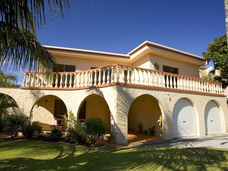 6 Margit Crescent, Sunrise Beach QLD 4567