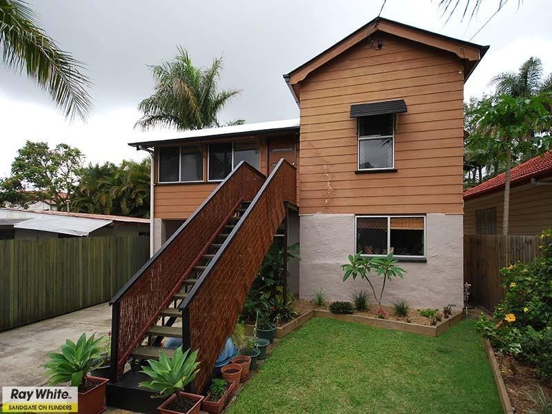 10 Bamford Street, Sandgate QLD 4017