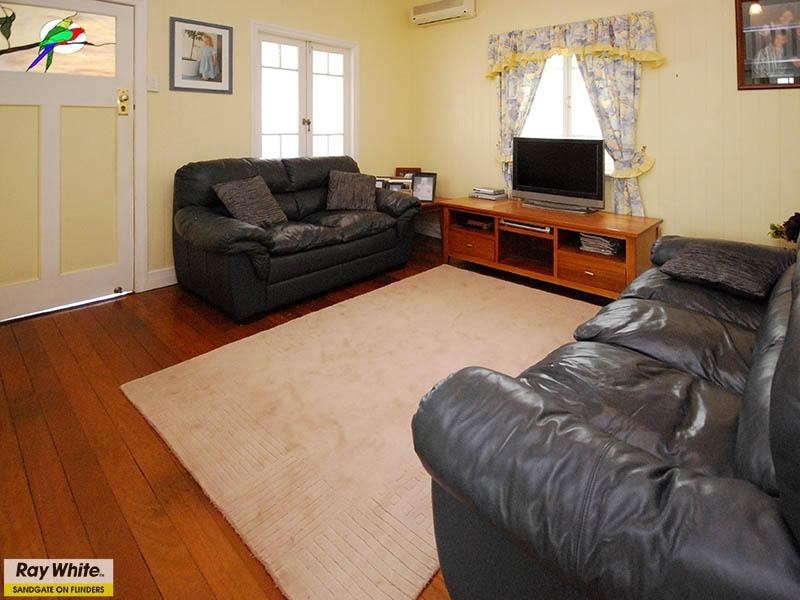 33 Swan Street, Shorncliffe QLD 4017