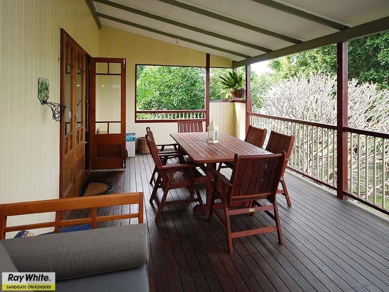 33 Swan Street, Shorncliffe QLD 4017