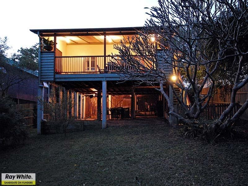 33 Swan Street, Shorncliffe QLD 4017