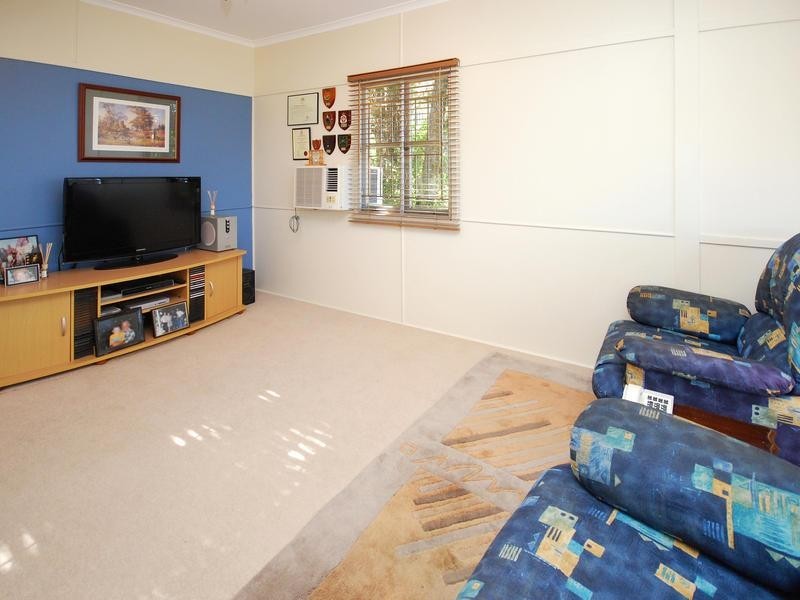 87 Southerden Street, Sandgate QLD 4017