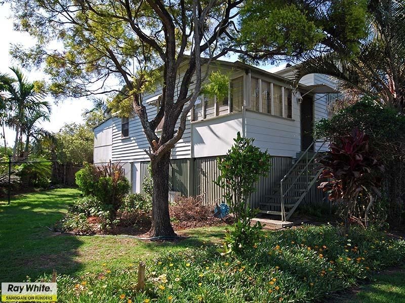 17 Bamford Street, Sandgate QLD 4017