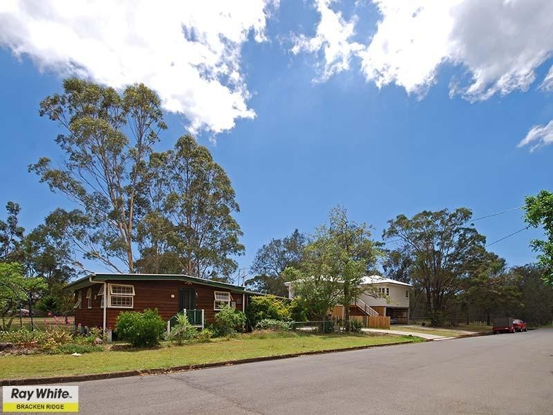 54a & 54b Henderson Road, Deagon QLD 4017