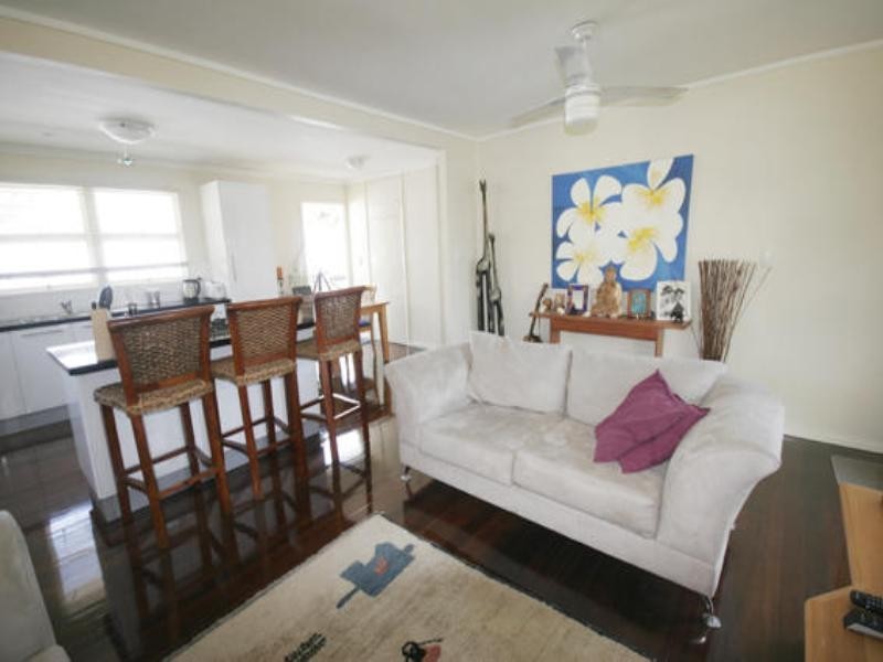 18 Agnew Street, Sandgate QLD 4017