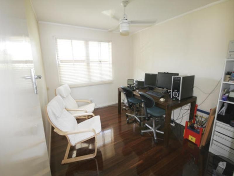 18 Agnew Street, Sandgate QLD 4017