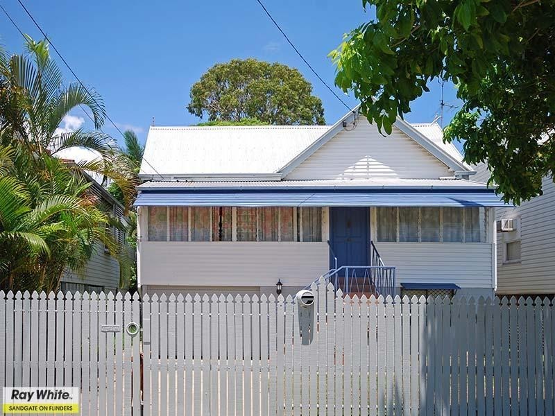 9 Perkins Street, Sandgate QLD 4017