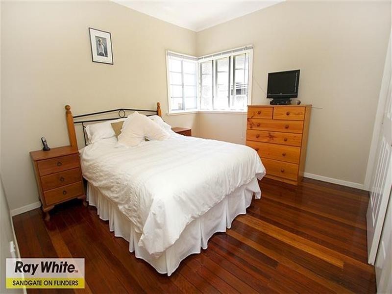 12 Dunne Street, Brighton QLD 4017