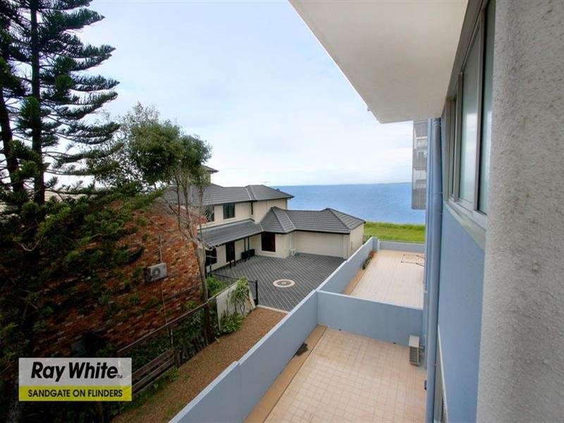 7/5 Lilla Street, Woody Point QLD 4019