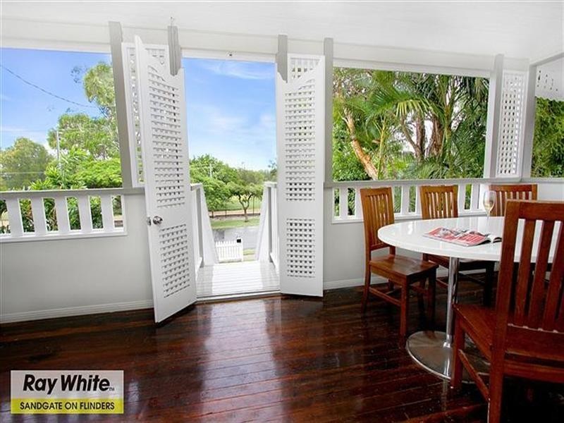 112 Friday Street, Shorncliffe QLD 4017