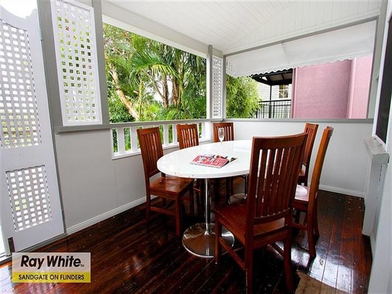 112 Friday Street, Shorncliffe QLD 4017