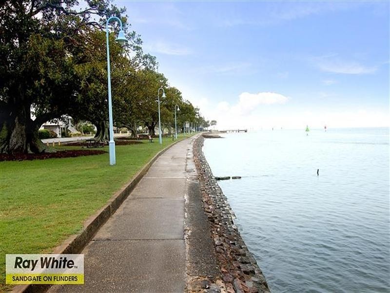 112 Friday Street, Shorncliffe QLD 4017