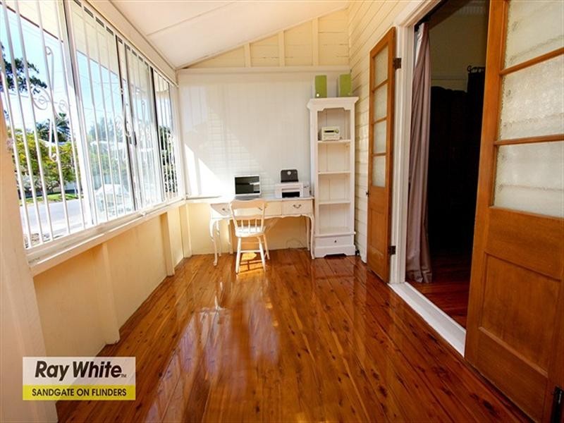 187 Rainbow Street, Sandgate QLD 4017