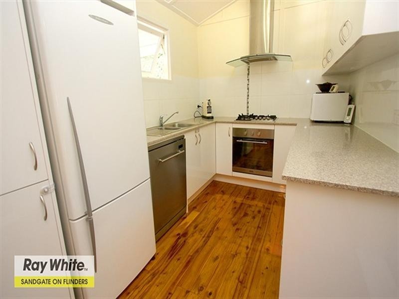 187 Rainbow Street, Sandgate QLD 4017