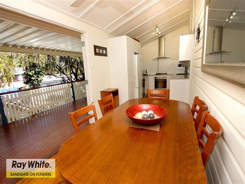 187 Rainbow Street, Sandgate QLD 4017
