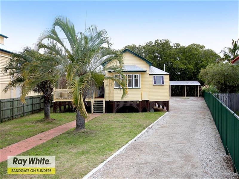 32 Wharf Street, Shorncliffe QLD 4017