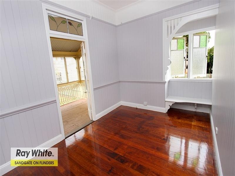 32 Wharf Street, Shorncliffe QLD 4017