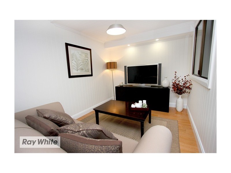 46 Cotton Street, Shorncliffe QLD 4017