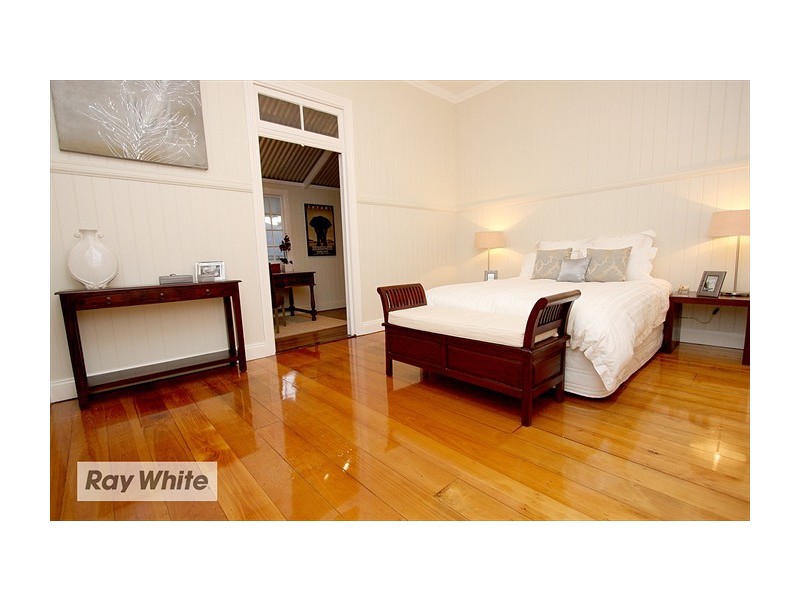 46 Cotton Street, Shorncliffe QLD 4017