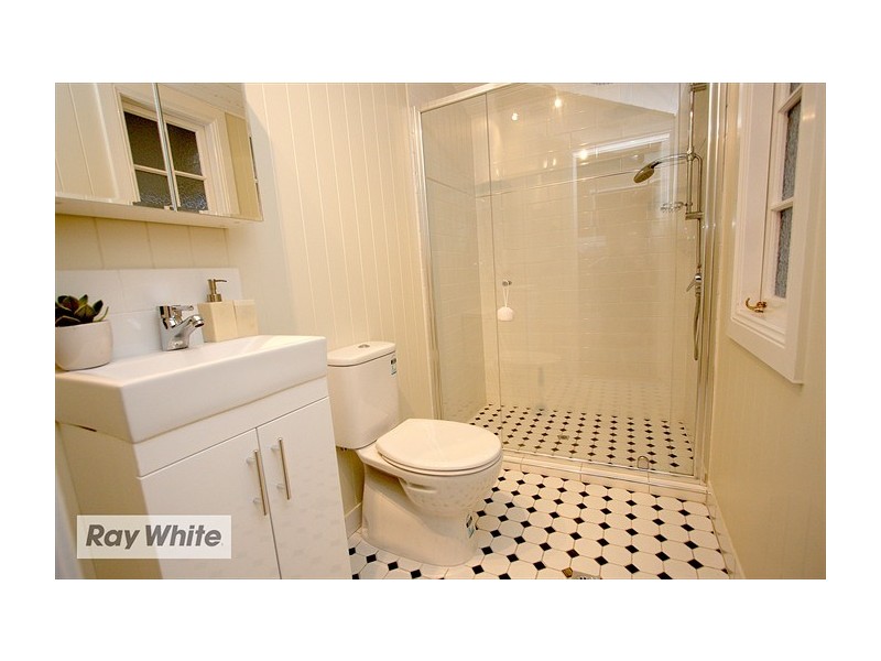 46 Cotton Street, Shorncliffe QLD 4017