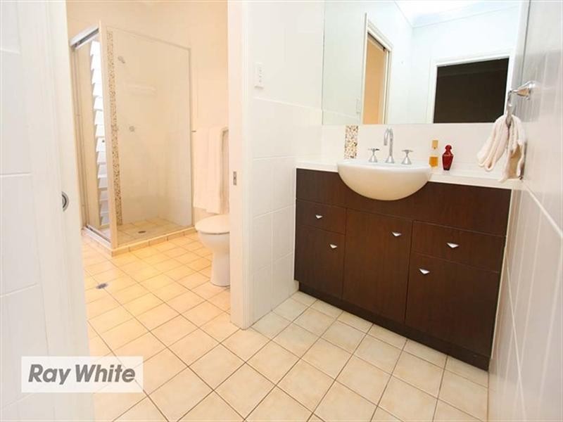 15 Dunne Street, Brighton QLD 4017