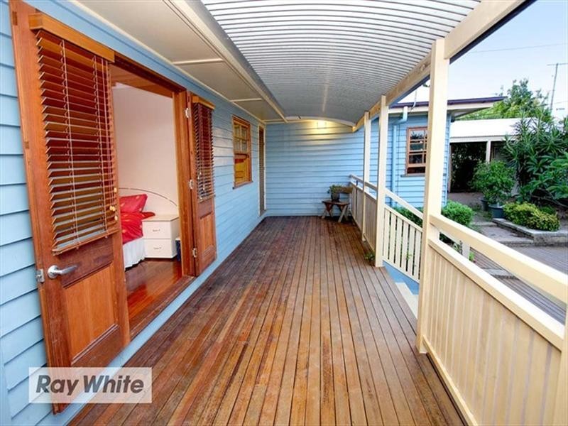 15 Dunne Street, Brighton QLD 4017