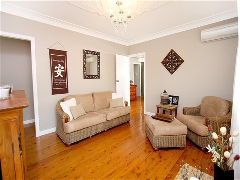 3 Gordon Street, Brighton QLD 4017