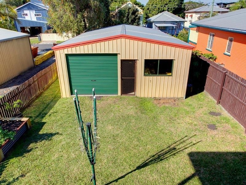 98 Clayton Street, Sandgate QLD 4017