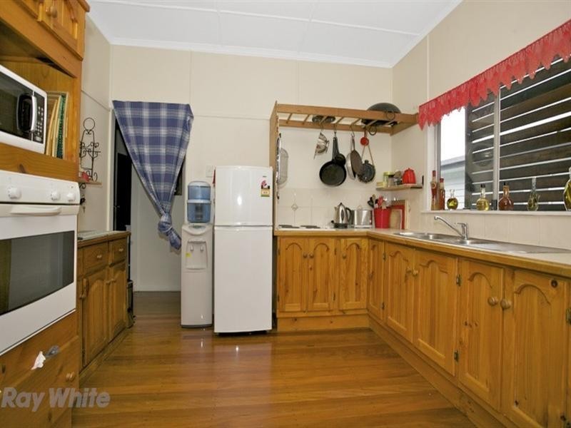 19 Arundal Street, Brighton QLD 4017