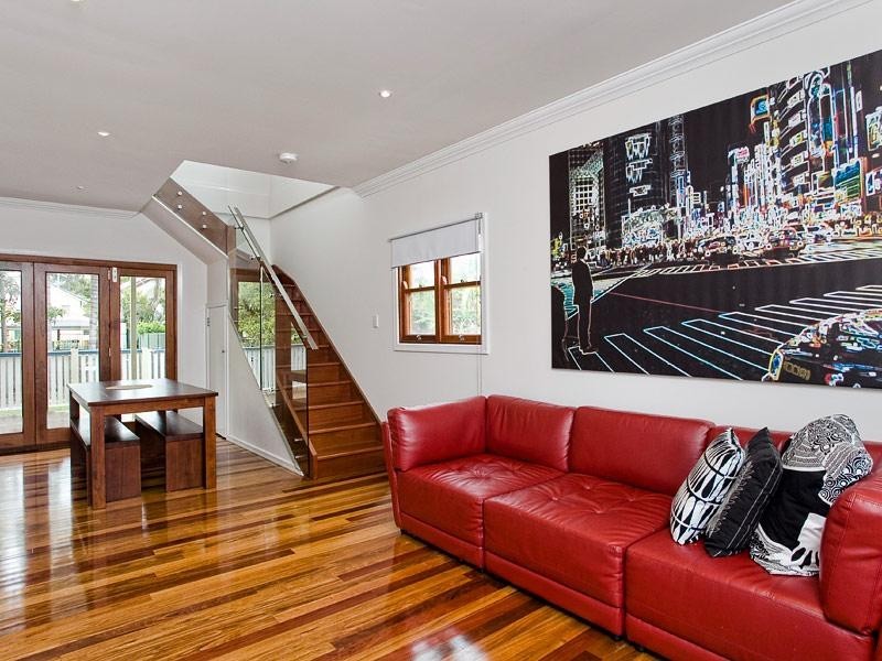 91 Clayton Street, Sandgate QLD 4017