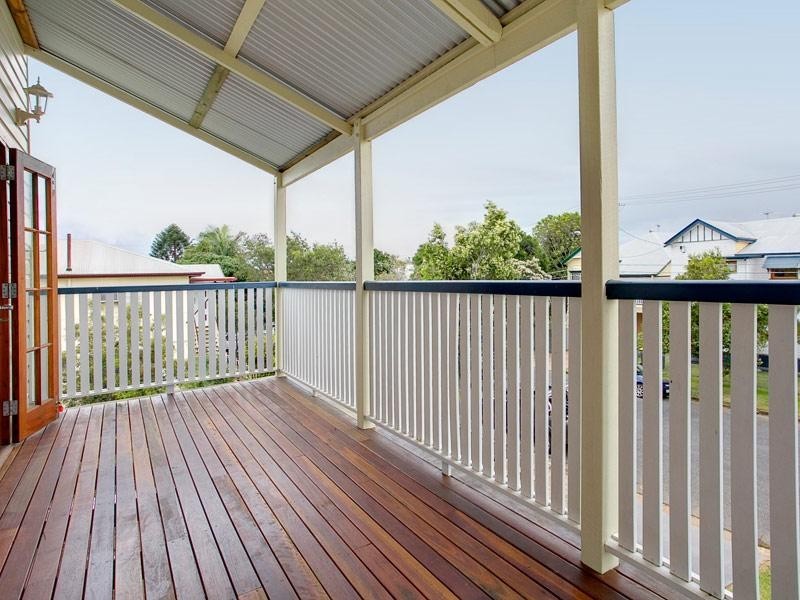 91 Clayton Street, Sandgate QLD 4017