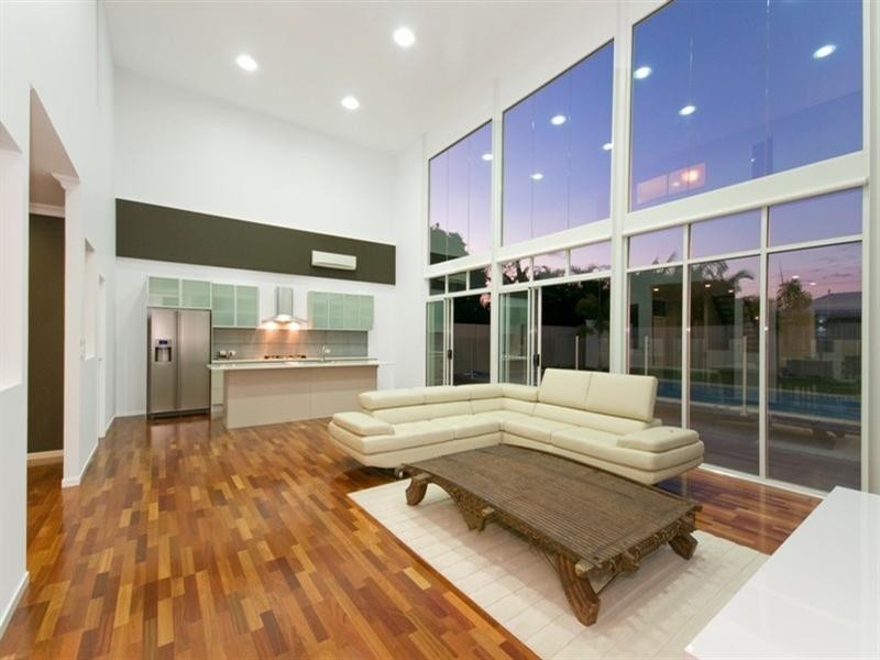 21 Twenty Second Avenue, Brighton QLD 4017