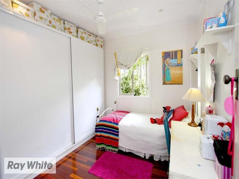 87 Nathan Street, Brighton QLD 4017