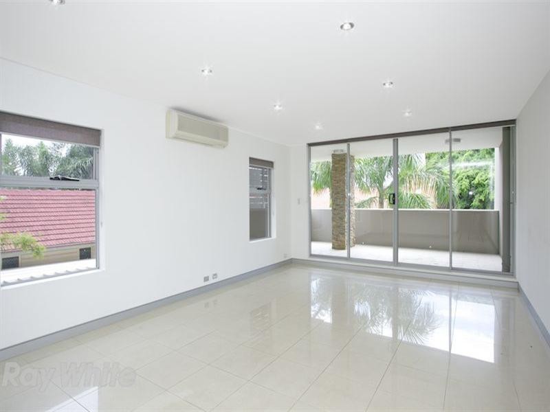 5/83 Marine Parade, Redcliffe QLD 4020