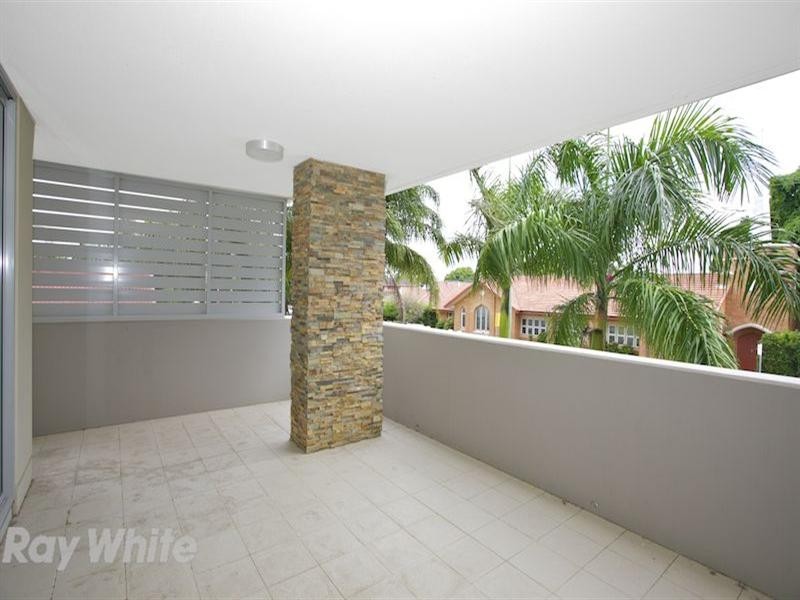 5/83 Marine Parade, Redcliffe QLD 4020