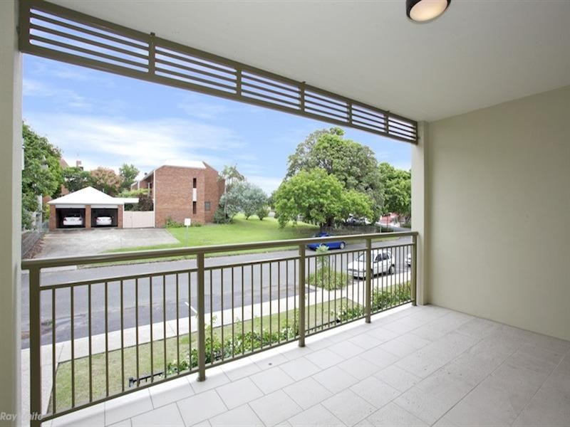 6/86 Brighton Road, Sandgate QLD 4017