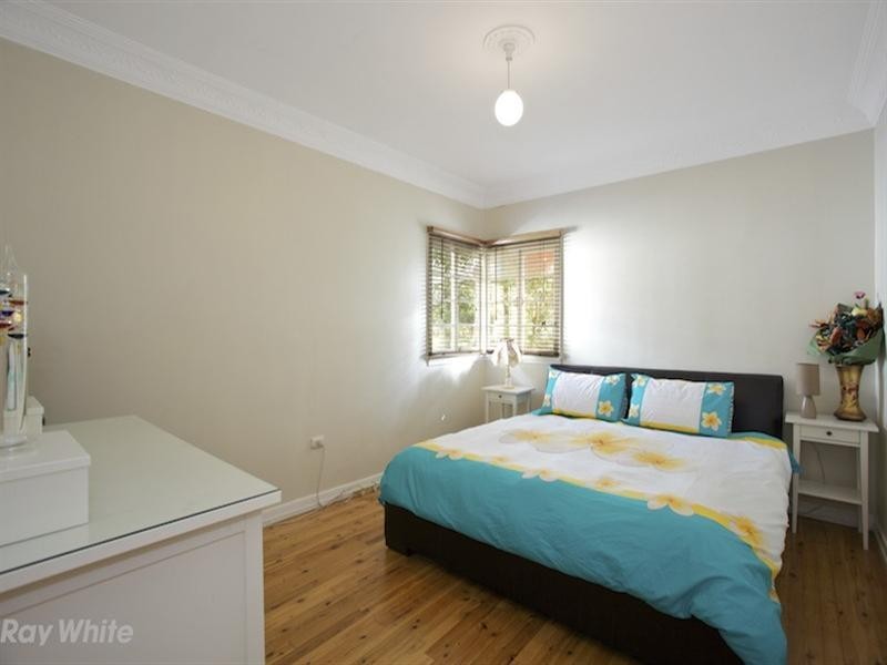 12 Bamford Street, Sandgate QLD 4017