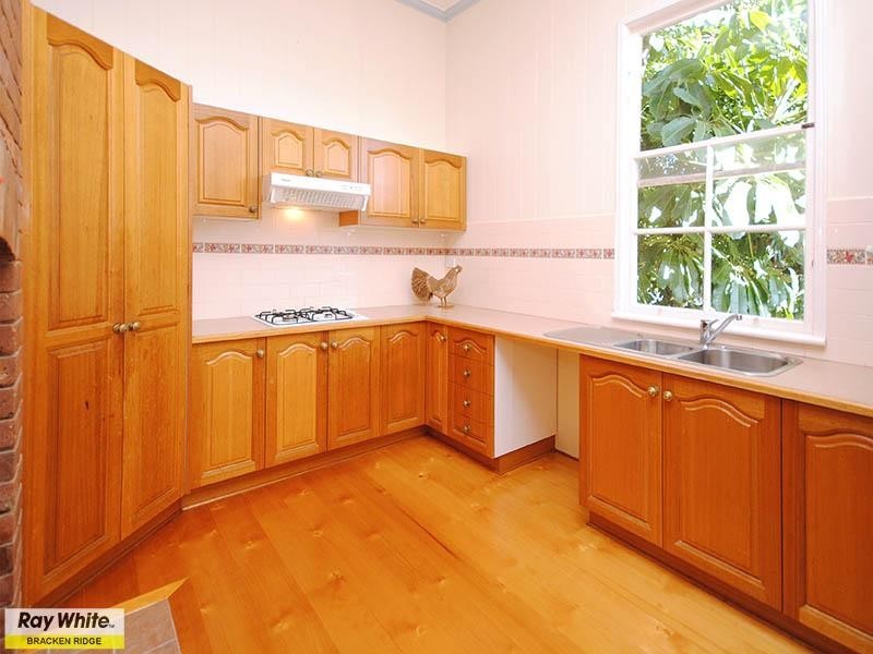 106 Flinders Parade, Sandgate QLD 4017