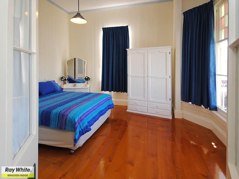 106 Flinders Parade, Sandgate QLD 4017